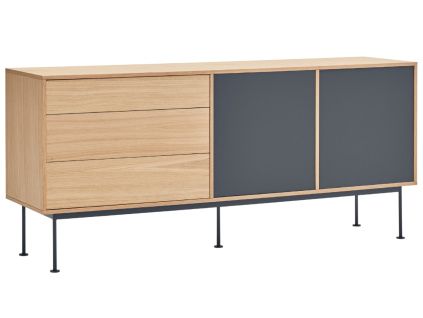 Antracitově šedá dubová komoda Teulat Yoko 180 x 45 cm