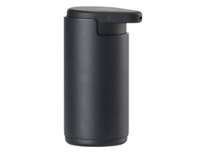 Černý kovový dávkovač na mýdlo Rim