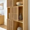Dubová knihovna Kave Home Beyla 170 x 84,5 cm -fv-interier-25