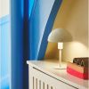 Bílá kovová stolní lampa Ellen Mini -fv-interier-25