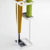 Bílý kovový stojan na deštníky Yamazaki Tower -fv-interier-25