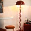 Korálově červená kovová stojací lampa Luox 150 cm -fv-interier-25