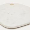 Bílé mramorové servírovací prkénko Kave Home Odar 30 x 25 cm -fv-interier-25