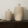 Béžová váza kave home Mireni 39 cm -fv-interier-25