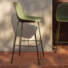 Zelená plastová barová židle Kave Home Quinby 75 cm -fv-interier-25