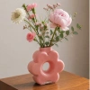 Růžová skleněná váza BLOMSTRA 22 cm -fv-interier-25
